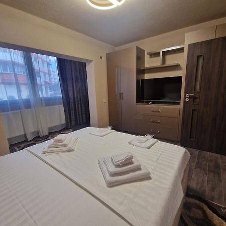 Apartament Iulius 3 Manastire Curtea de Argeş Extérieur photo